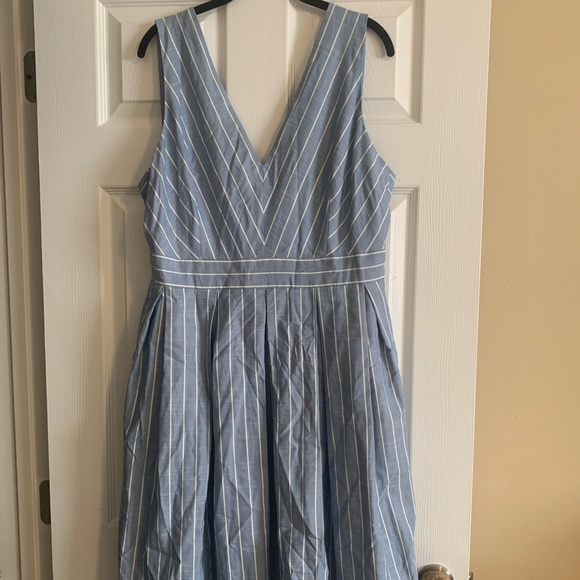 EUC Gal Meets Glam Samantha - Picture 2 of 2